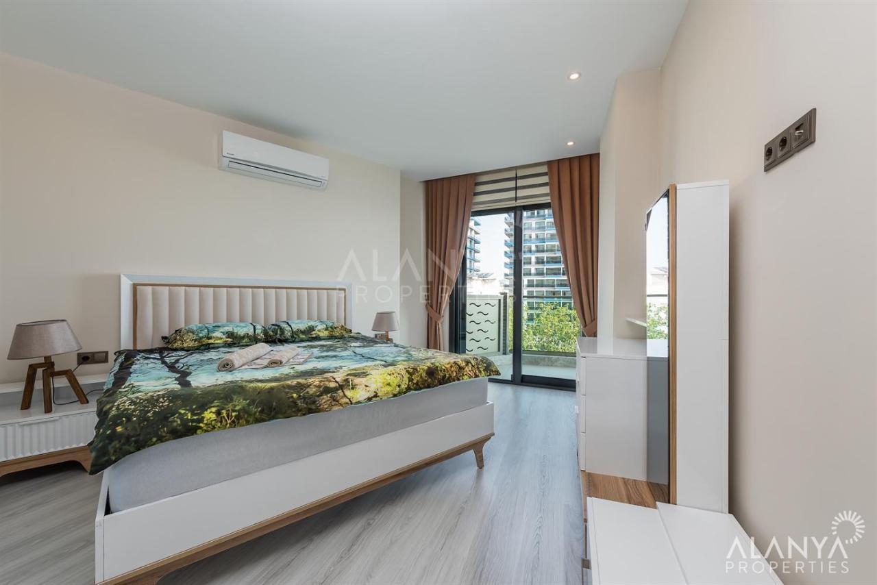 Konak Seaside Tower-King'S Apartments มาห์มุตลาร์ ภายนอก รูปภาพ