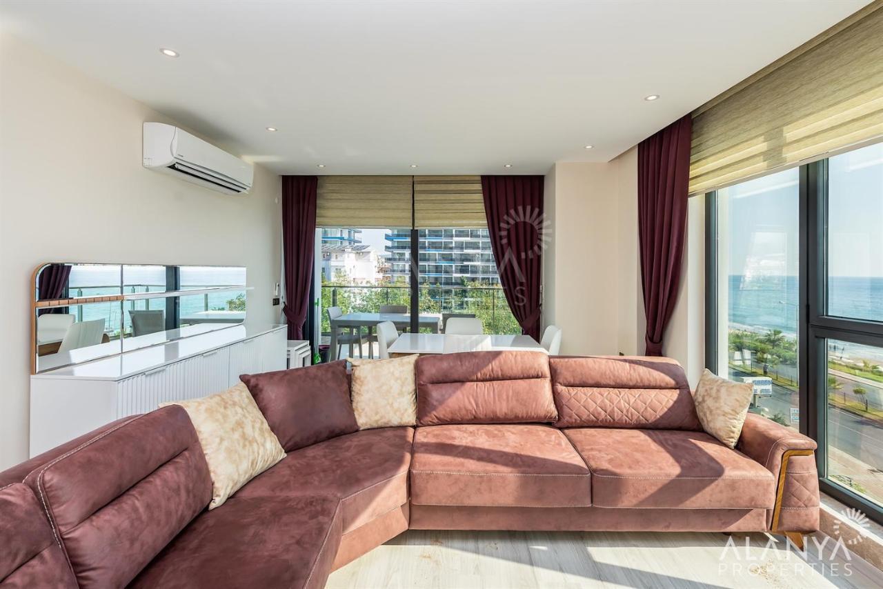 Konak Seaside Tower-King'S Apartments มาห์มุตลาร์ ภายนอก รูปภาพ