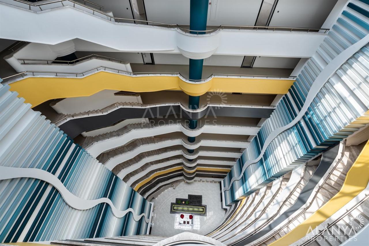 Konak Seaside Tower-King'S Apartments มาห์มุตลาร์ ภายนอก รูปภาพ