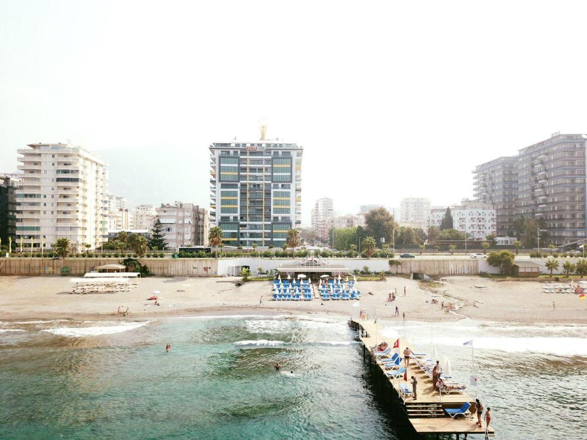 Konak Seaside Tower-King'S Apartments มาห์มุตลาร์ ภายนอก รูปภาพ